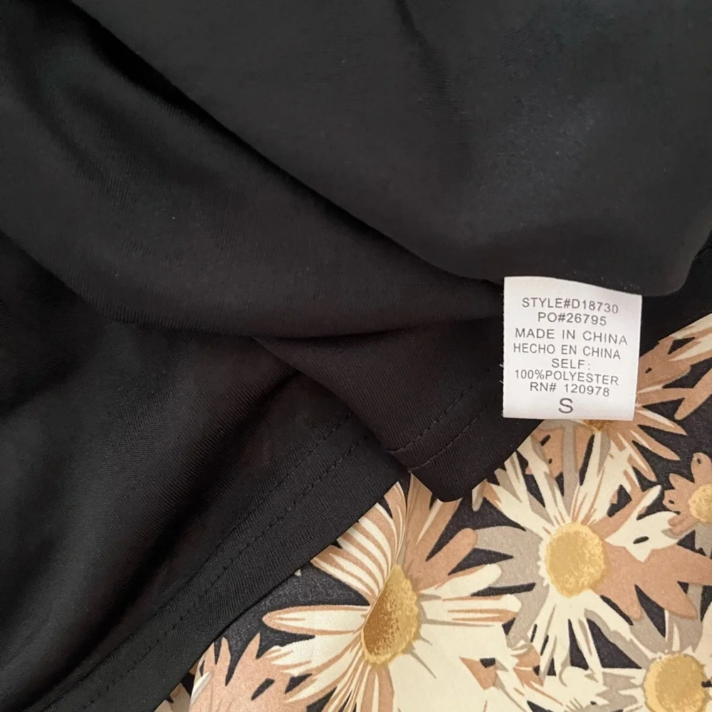 HERE / NOW floral tiered dress - Picture 7 of 7